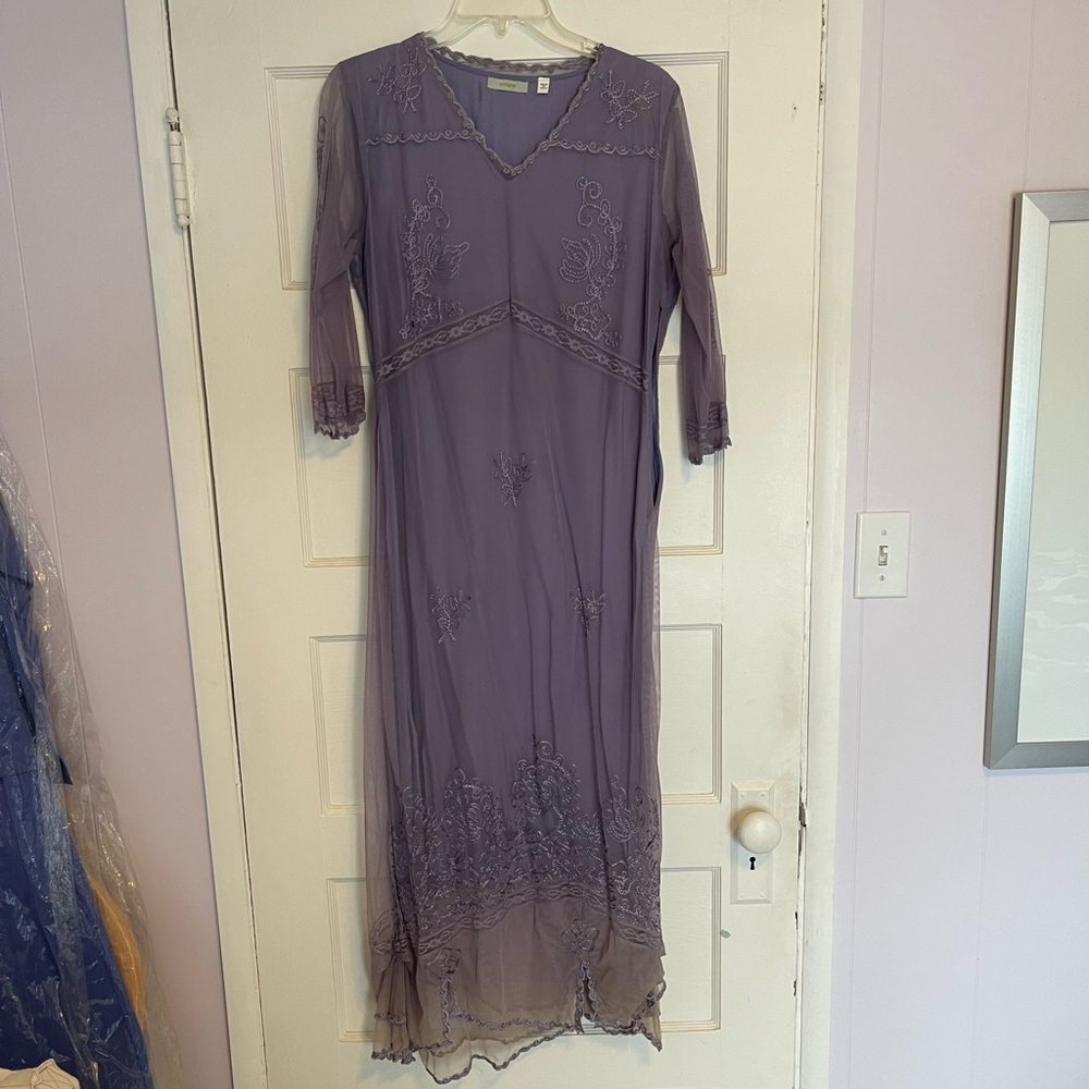 Hand embroidered dress Medium